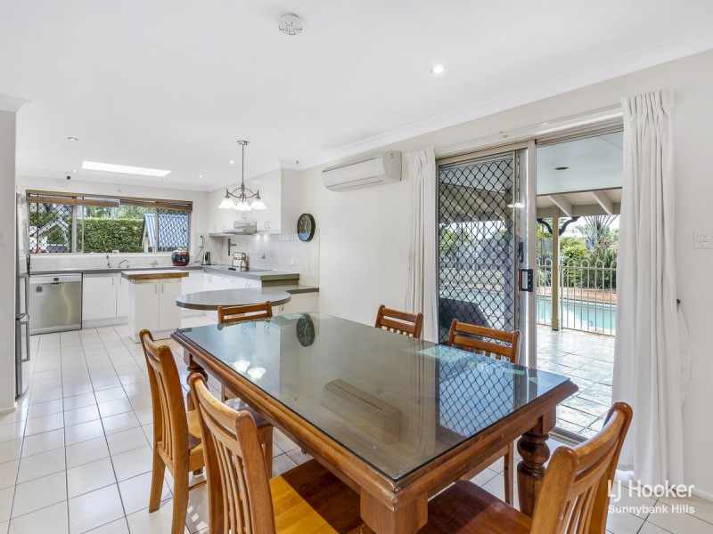 5 Lakkari Street, Eight Mile Plains QLD 4113