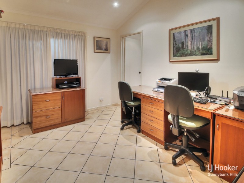 5 Lakkari Street, Eight Mile Plains QLD 4113