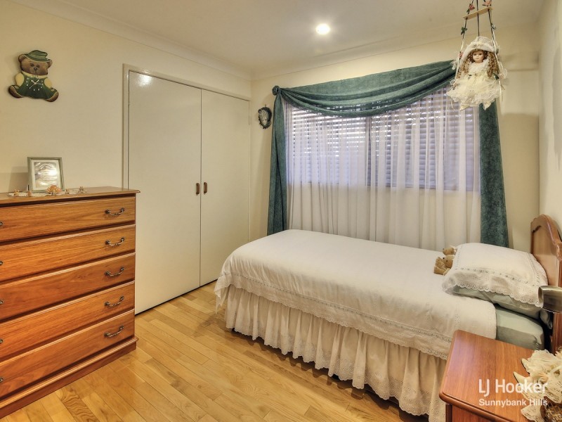 5 Lakkari Street, Eight Mile Plains QLD 4113