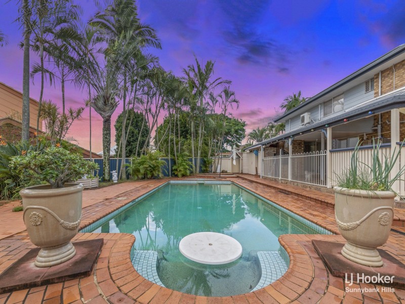 5 Lakkari Street, Eight Mile Plains QLD 4113