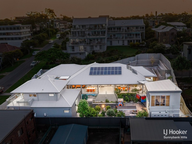 2 Eveline Street, Margate QLD 4019