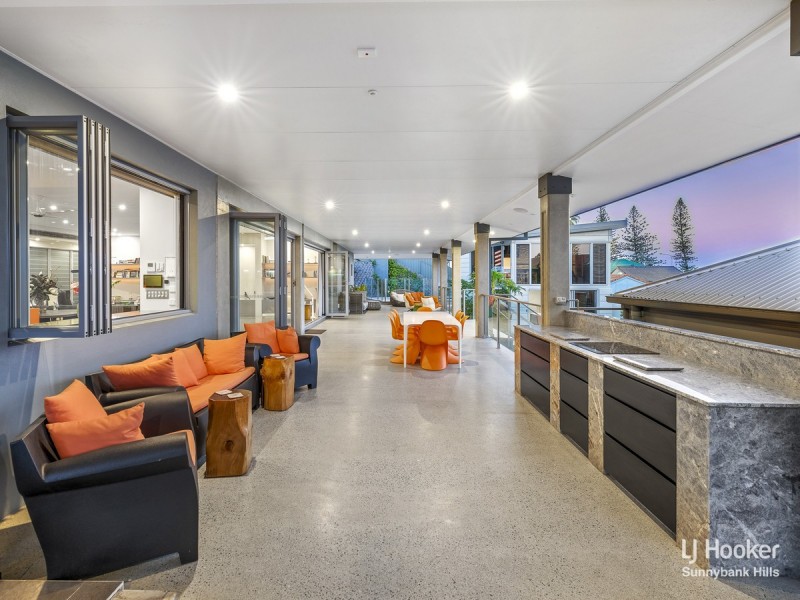 2 Eveline Street, Margate QLD 4019