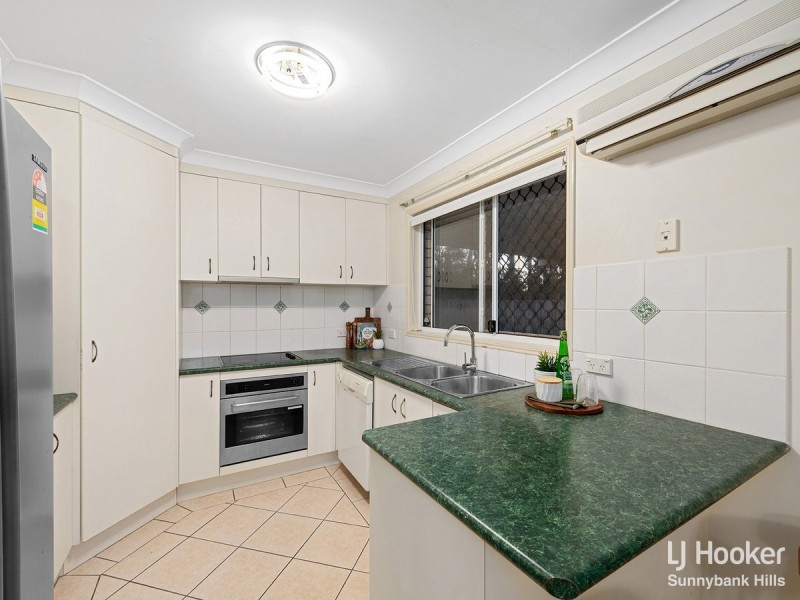 52 Bundabah Drive, Calamvale QLD 4116