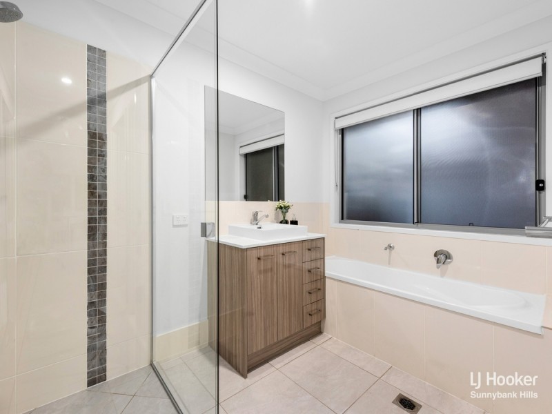 11 Dell Street, Rochedale QLD 4123