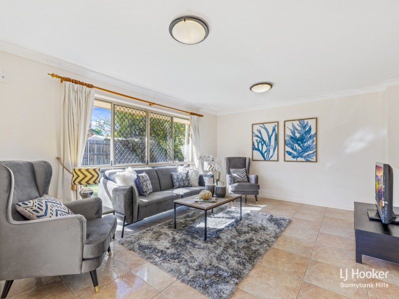 15 Redgum Place, Calamvale QLD 4116