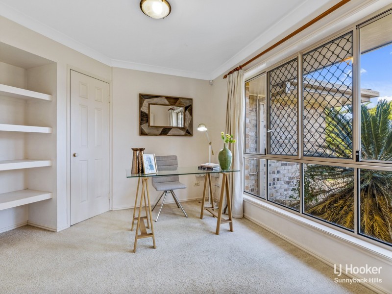 15 Redgum Place, Calamvale QLD 4116