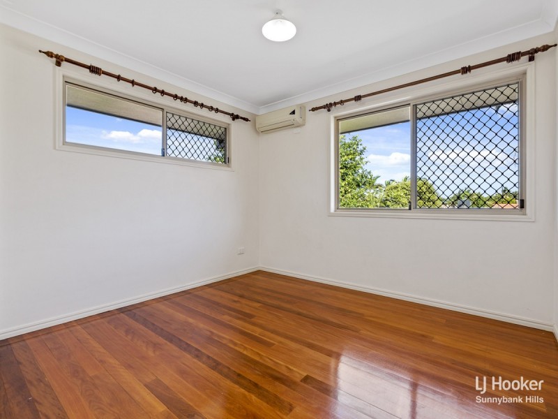 15 Redgum Place, Calamvale QLD 4116
