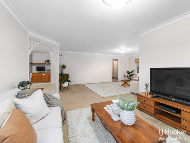 6 Amsterdam Street, Wishart QLD 4122