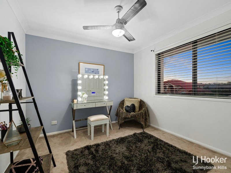 23 Eaton Place, Wishart QLD 4122