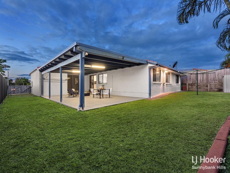 14 Standford Place, Regents Park QLD 4118