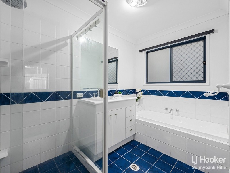 14 Standford Place, Regents Park QLD 4118