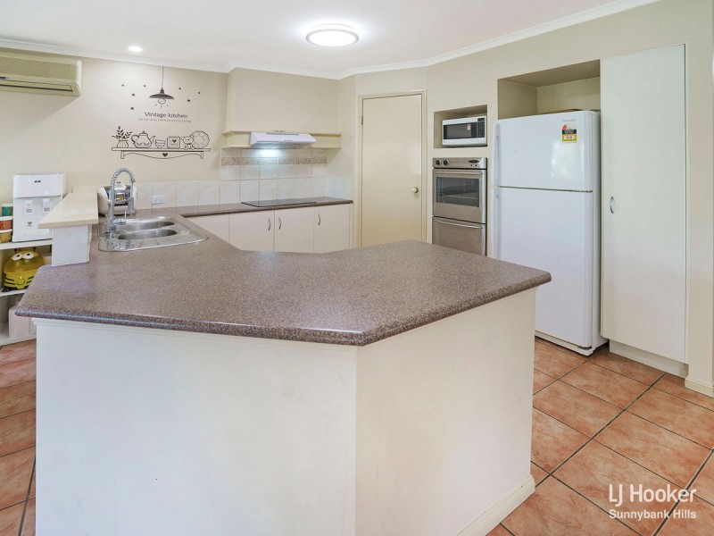 40 Hampstead Street, Forest Lake QLD 4078