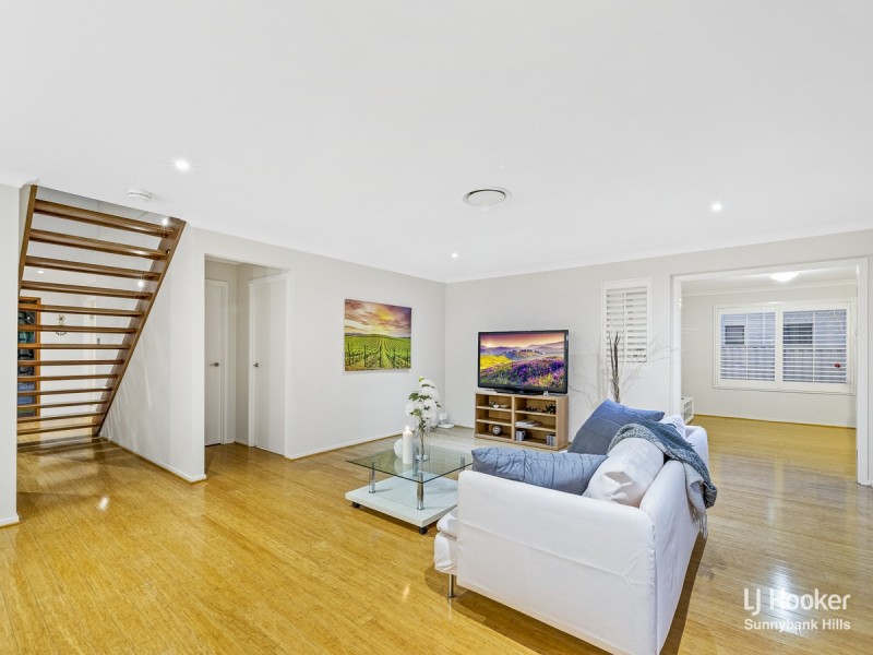 13 Avonlea Place, Eight Mile Plains QLD 4113