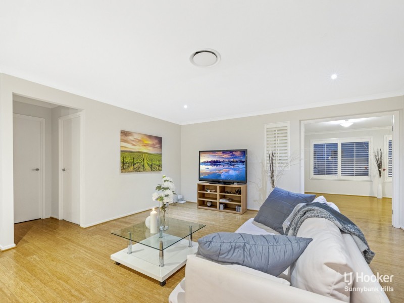 13 Avonlea Place, Eight Mile Plains QLD 4113