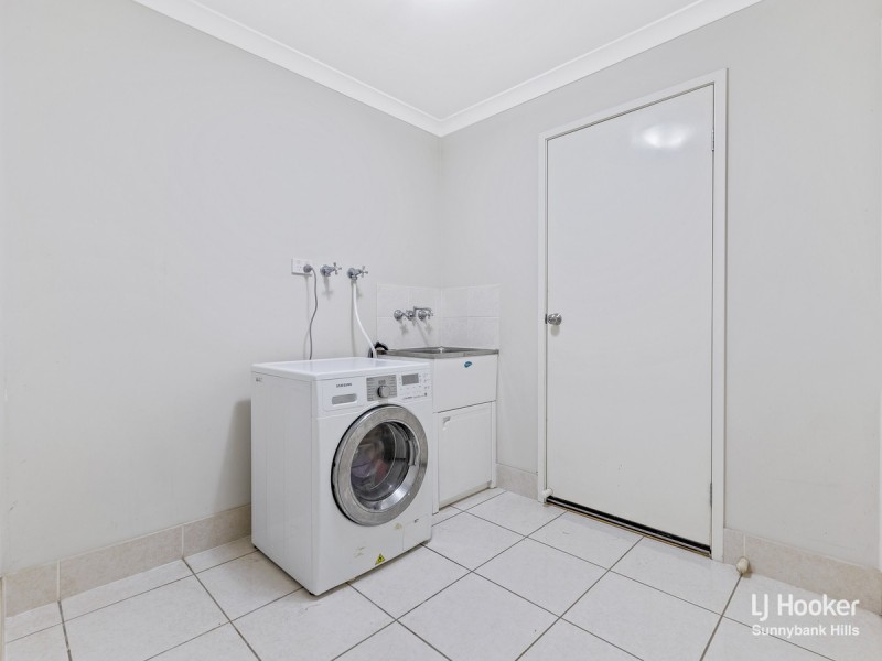 13 Avonlea Place, Eight Mile Plains QLD 4113