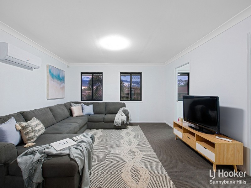 29 Carmel Place, Calamvale QLD 4116