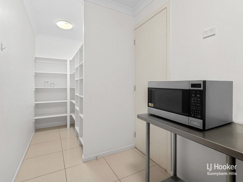 30 Aster Place, Calamvale QLD 4116