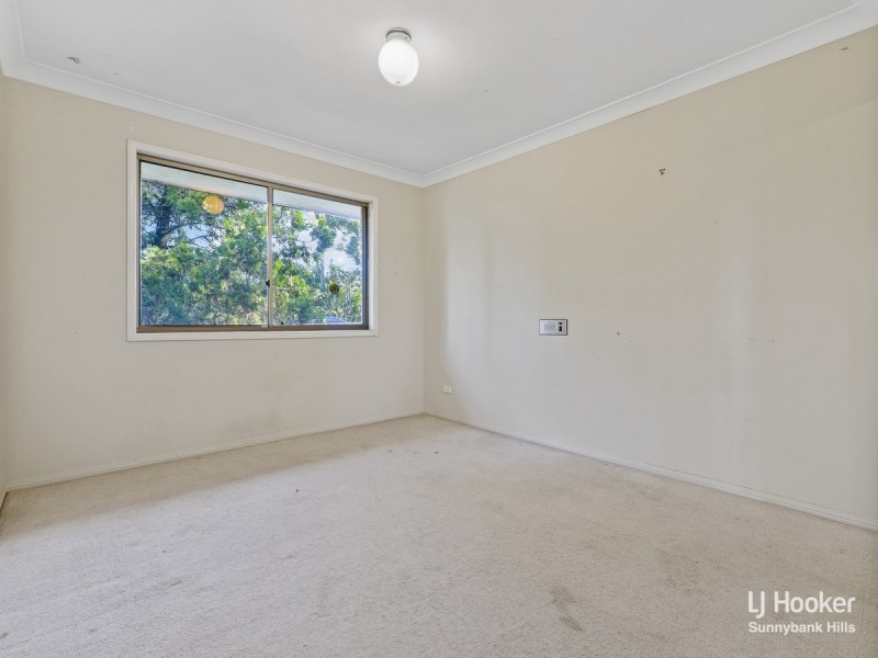 5 Bonutto Court, Robertson QLD 4109