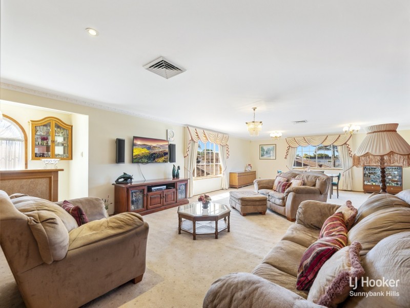 66 Davrod Street, Robertson QLD 4109