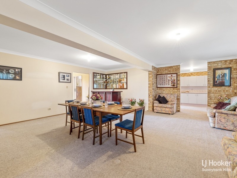 66 Davrod Street, Robertson QLD 4109