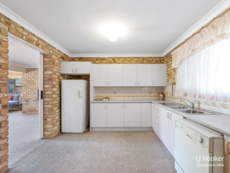 66 Davrod Street, Robertson QLD 4109