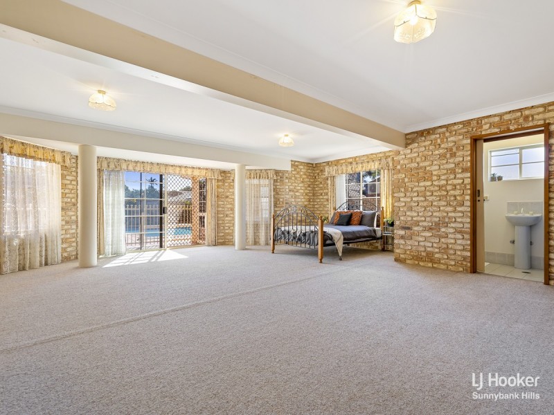 66 Davrod Street, Robertson QLD 4109