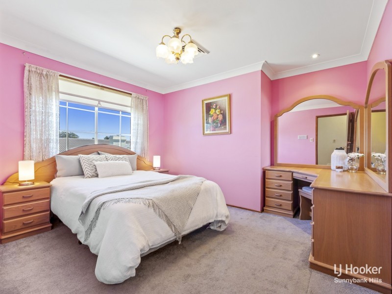 66 Davrod Street, Robertson QLD 4109