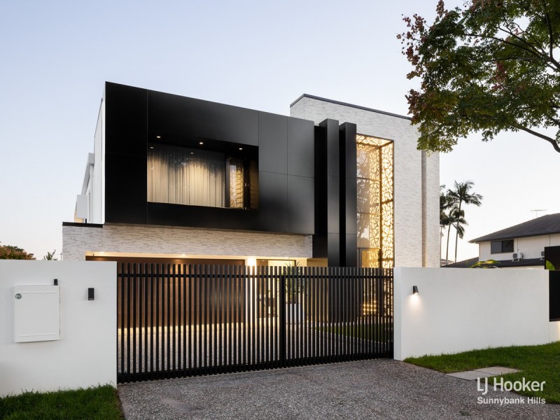 18 Davrod Street, Robertson QLD 4109