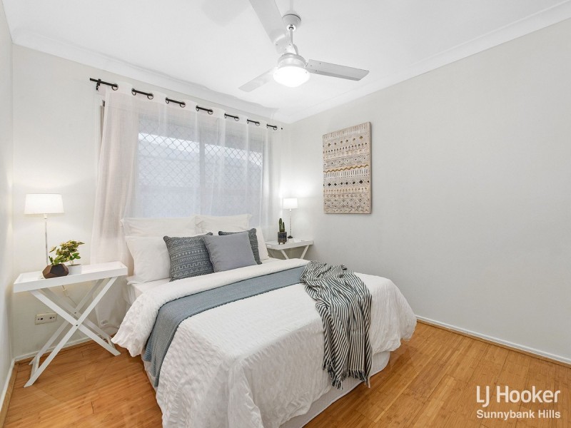 9 Hira Close, Calamvale QLD 4116