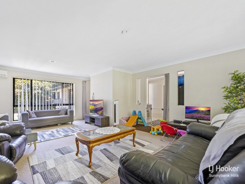 5 Kinchega Circuit, Parkinson QLD 4115