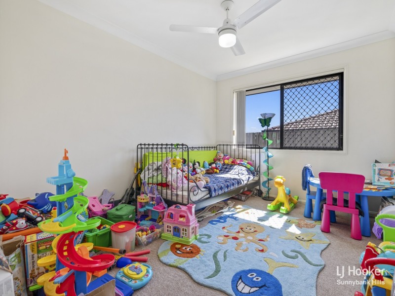 5 Kinchega Circuit, Parkinson QLD 4115