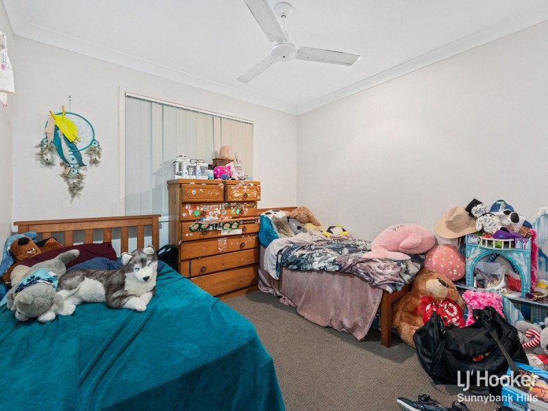 20 Ashmore Close, Marsden QLD 4132