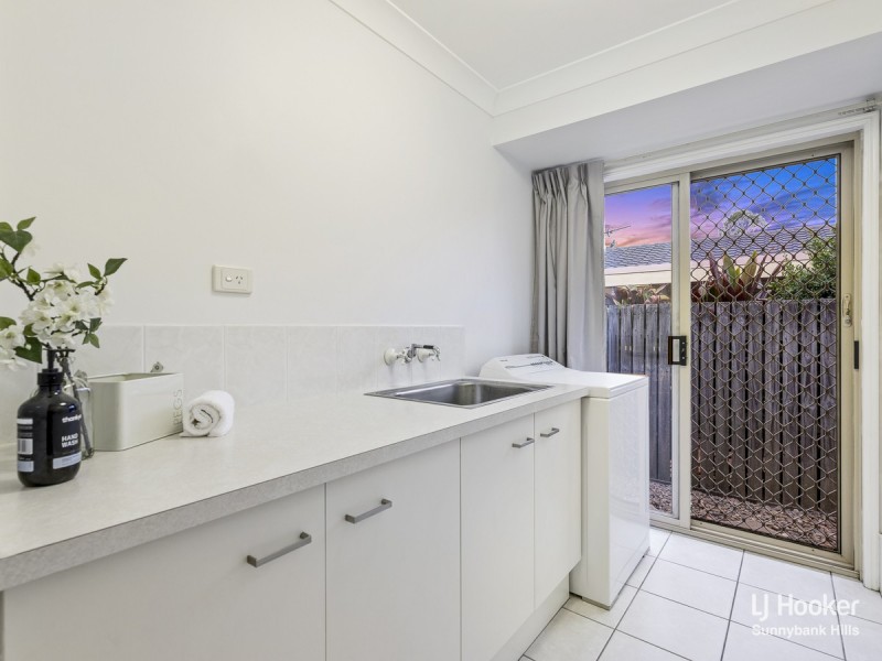 5 Rakumba Close, Eight Mile Plains QLD 4113