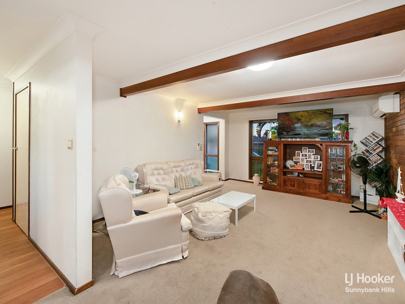 44 Romulus Street, Robertson QLD 4109