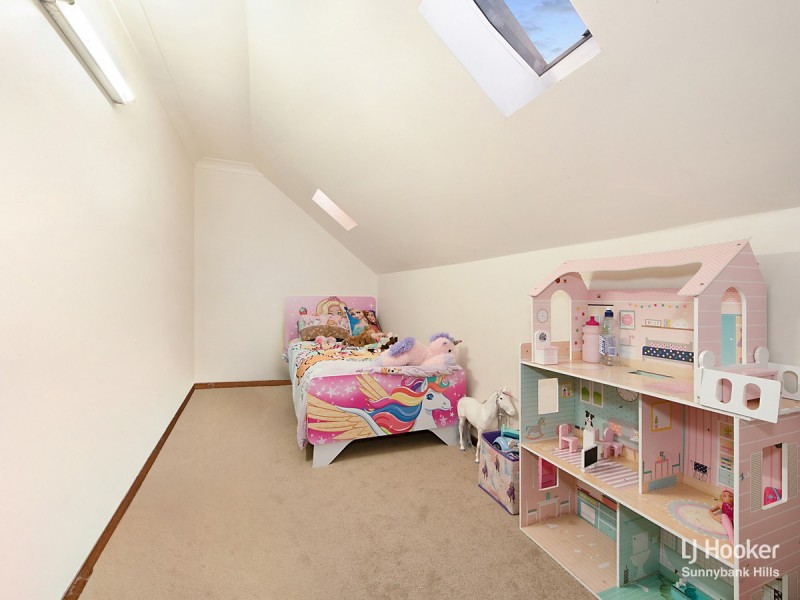 44 Romulus Street, Robertson QLD 4109