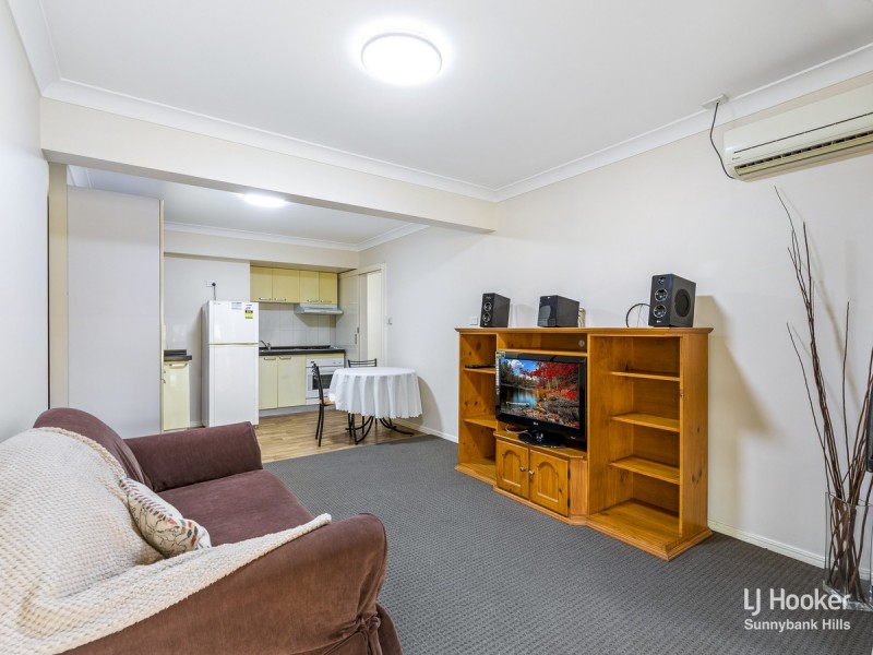 54 Kidd Street, Robertson QLD 4109