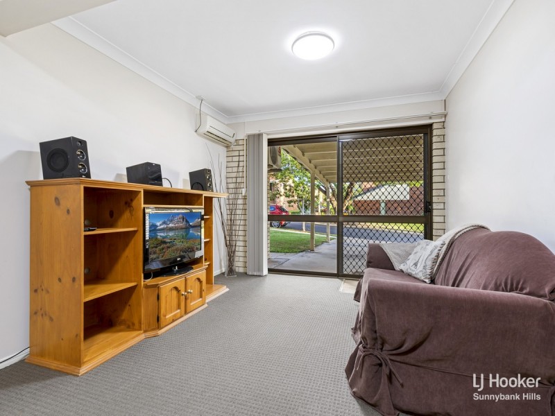 54 Kidd Street, Robertson QLD 4109