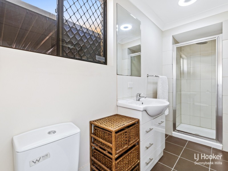 54 Kidd Street, Robertson QLD 4109