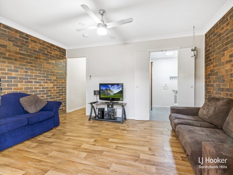 54 Kidd Street, Robertson QLD 4109