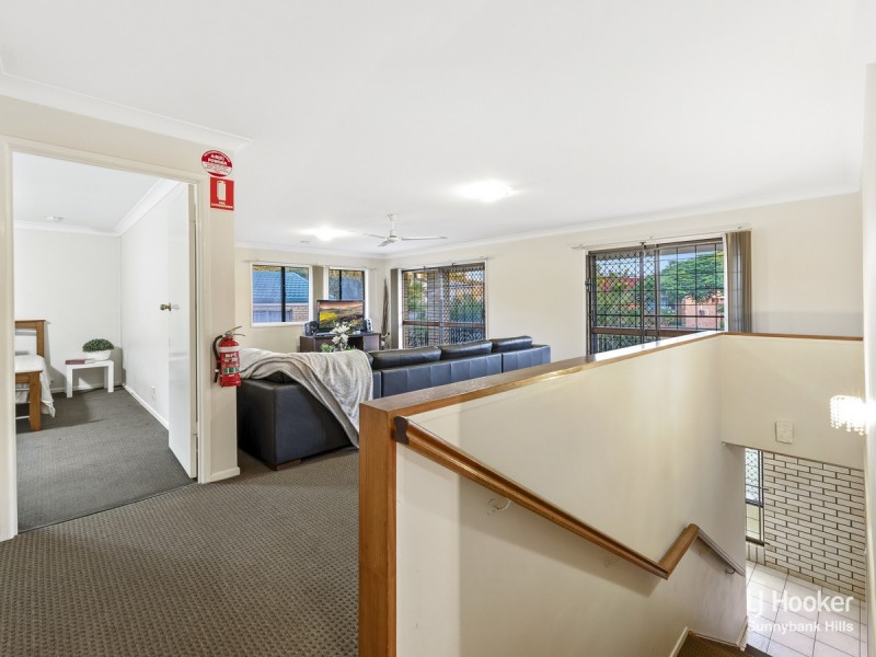 54 Kidd Street, Robertson QLD 4109