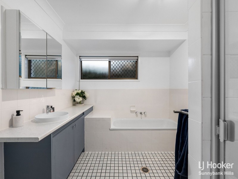 28 Stavewood Street, Algester QLD 4115
