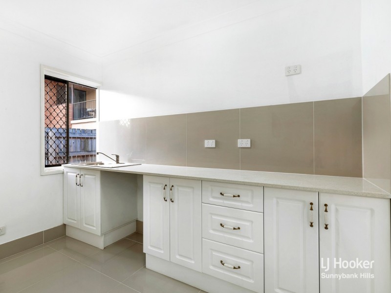 12 Angophora Street, Robertson QLD 4109