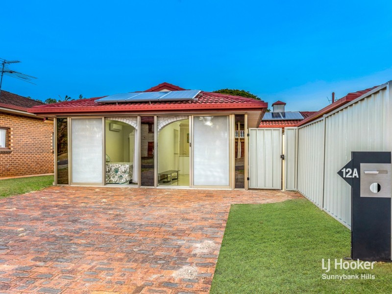12 Angophora Street, Robertson QLD 4109