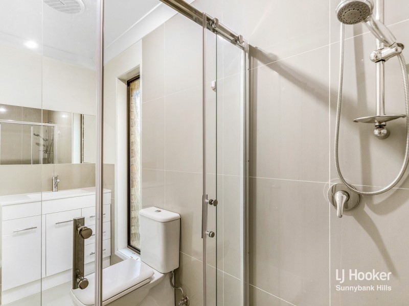 12 Angophora Street, Robertson QLD 4109