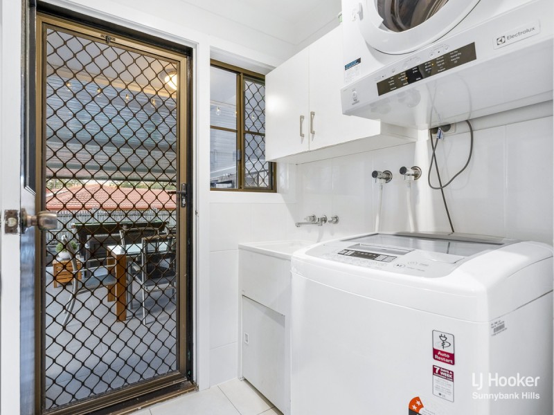 28 Maroo Street, Eight Mile Plains QLD 4113