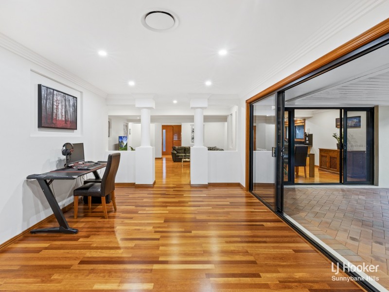 11 Janda Street, Robertson QLD 4109