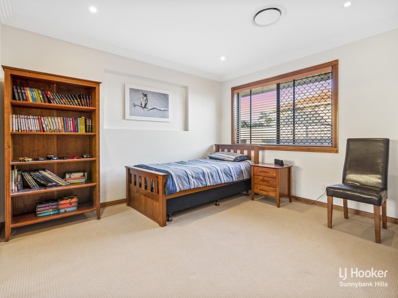 11 Janda Street, Robertson QLD 4109