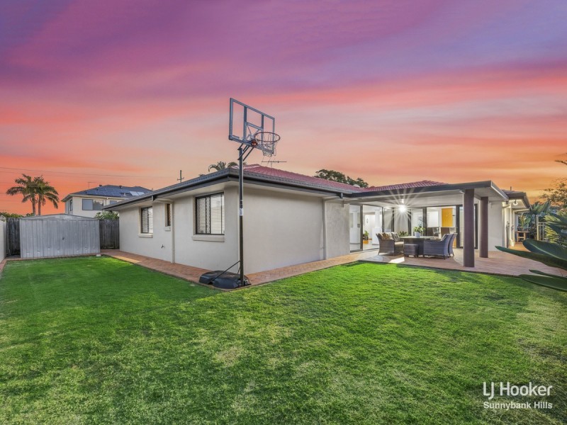 11 Janda Street, Robertson QLD 4109