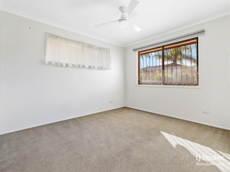 12 Gaillardia Street, Macgregor QLD 4109