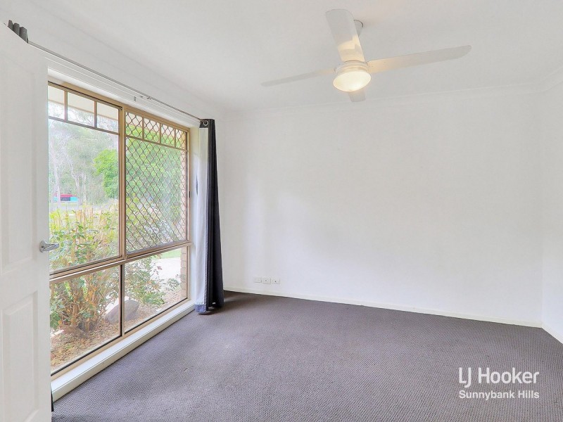 47 Regency Drive, Regents Park QLD 4118